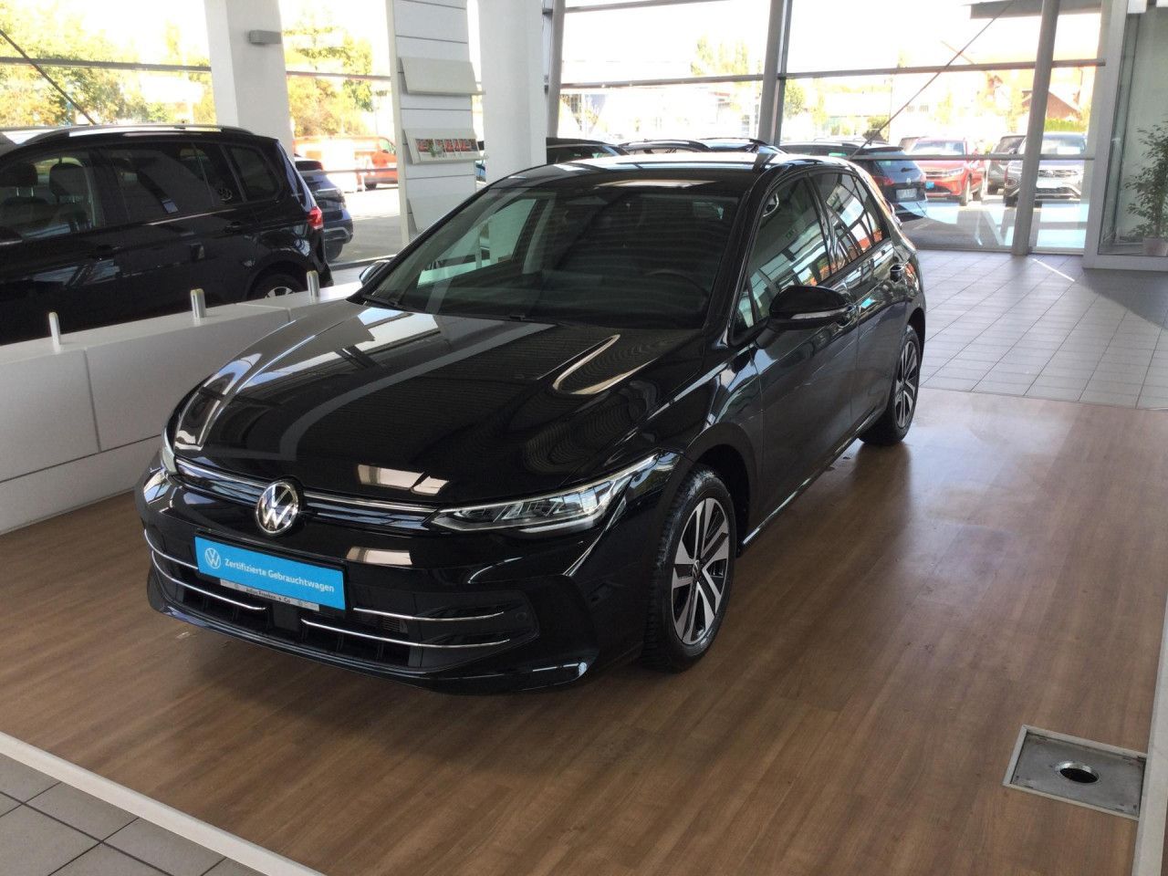 Volkswagen Golf ENERGY 1.5 eTSI DSG LM AMBI SITZH NAVI foto 4