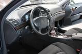 Mercedes-Benz E 240 Limousine Automatik mit 146100km & Extra´s - Mercedes-Benz E 240 mit Benzin-Antrieb: Limousine, Automatik