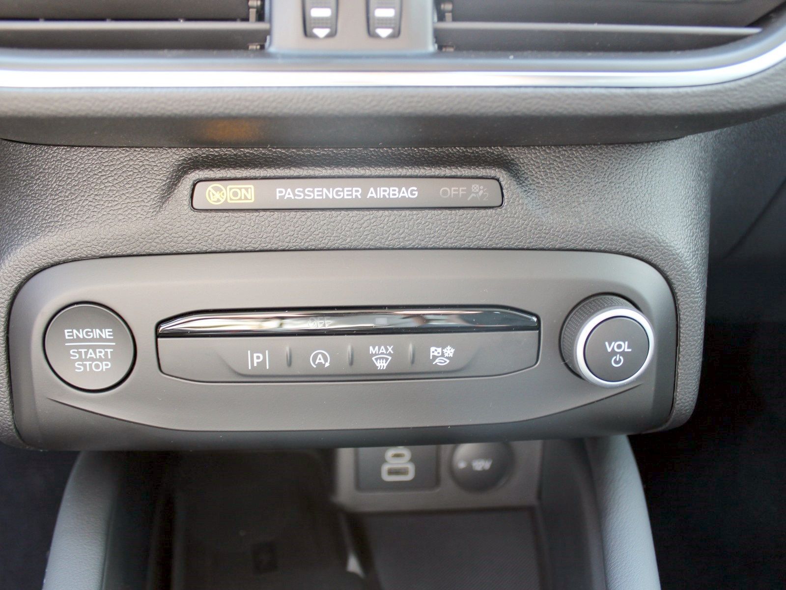 Fahrzeugabbildung Ford Focus Titanium X 1,5 EcoBlue
