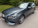 Mercedes-Benz 4MATIC, AMG, MB-100 Garant. Standh., AIRMATIC - Mercedes-Benz E 500 in München