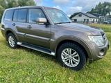 Mitsubishi Pajero 3.2 DI-D Intense - gebrauchte Mitsubishi Pajero aus dem Jahr 2014