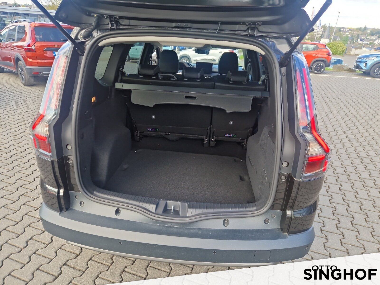 Fahrzeugabbildung Dacia Jogger Journey TCe 110