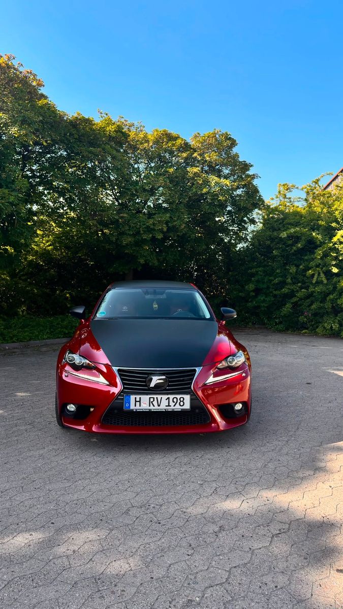 LEXUS IS 300