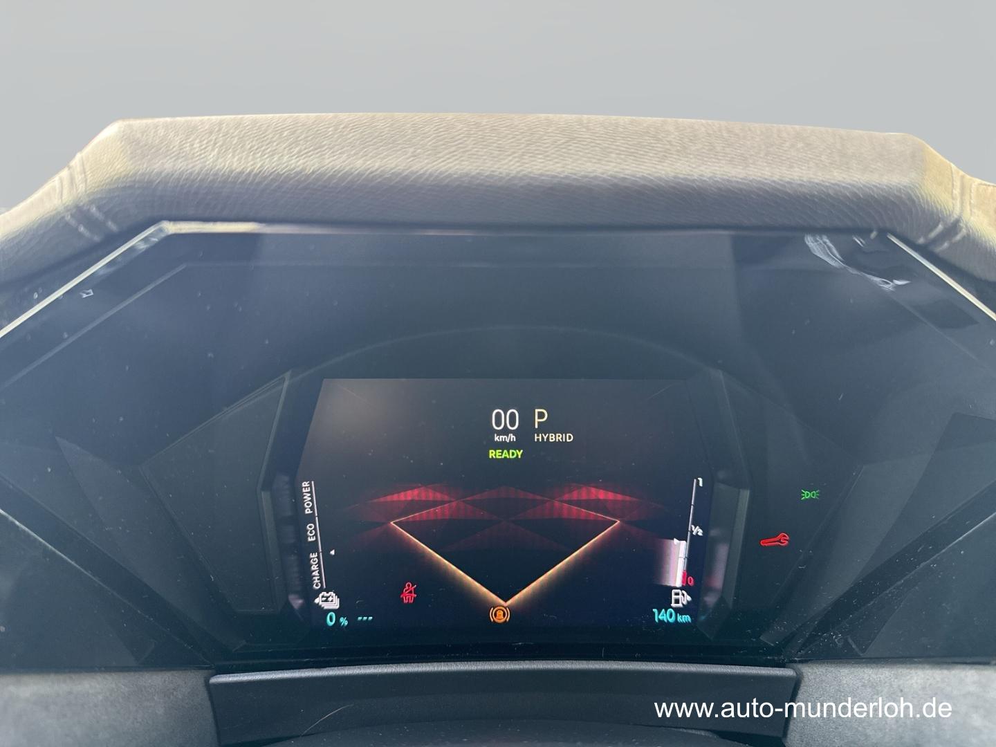 DS Automobiles DS4 e-Tense Hybrid 225  Performance Line+   NAVI