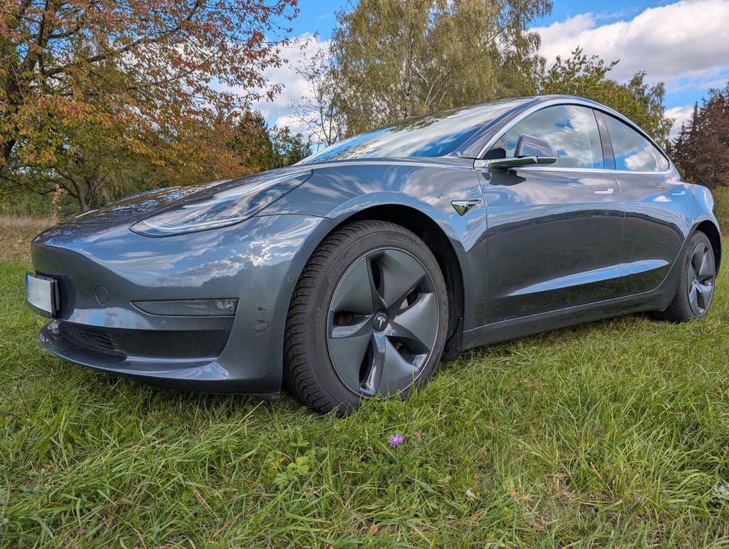 Image of Tesla Model 3