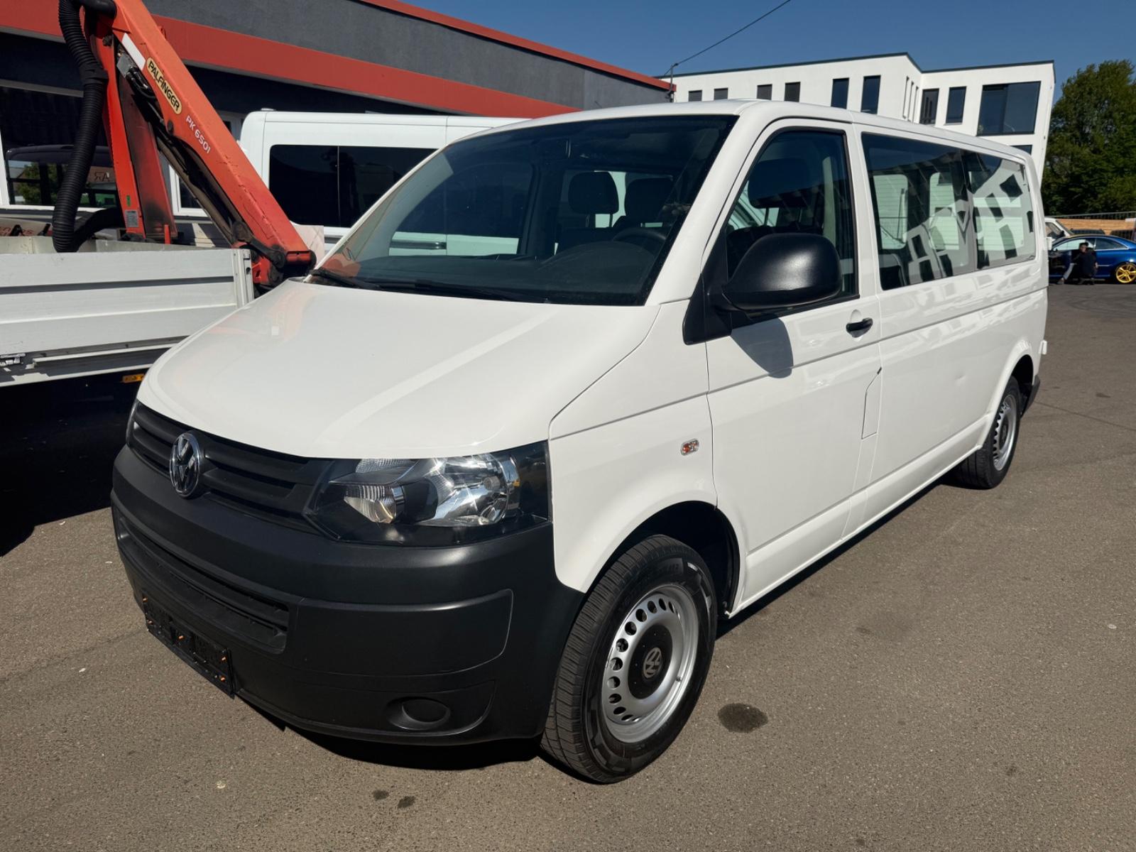 Volkswagen T5 Transporter Kasten-Kombi lang