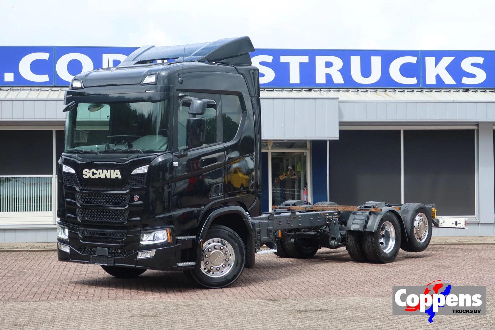 Scania R500 Chassis.Cab 6x2 Stuuras