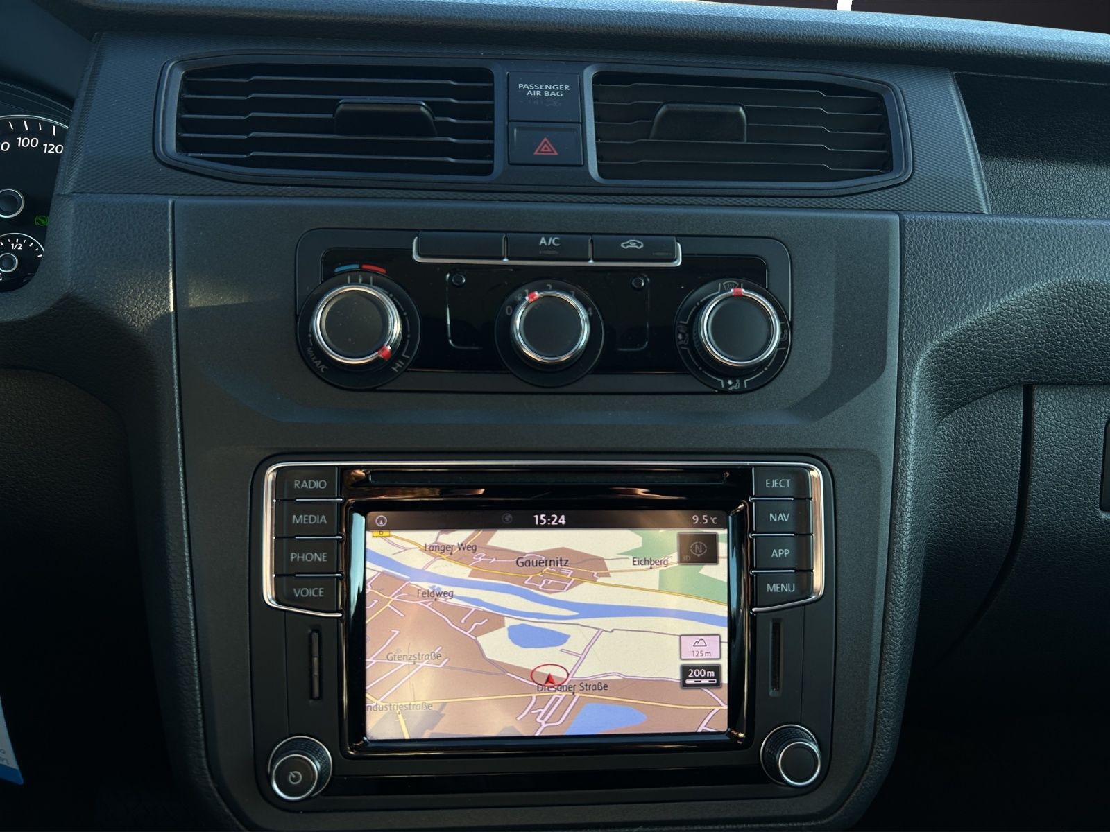 Fahrzeugabbildung Volkswagen Caddy Kasten Maxi TDI DSG AHK RearView Navi Klim