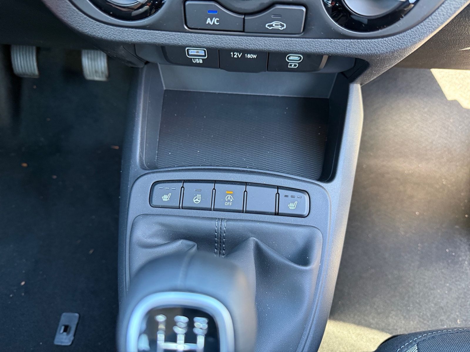 Fahrzeugabbildung Hyundai i10 1.0 Trend Navi Sitzheizung