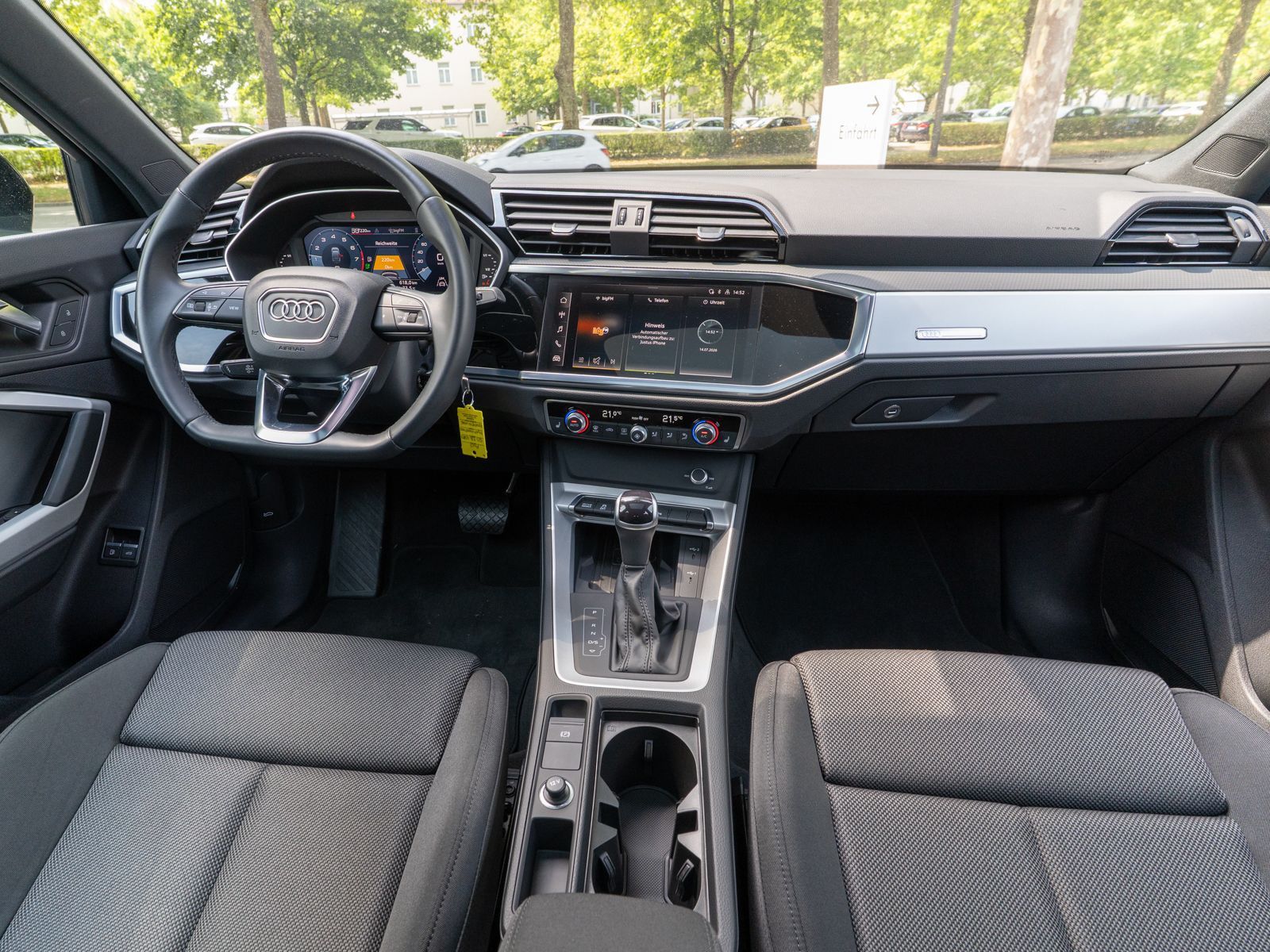 Audi Q3 Sportback 45TFSI e Stronic LED PANO SHZ VC foto 7