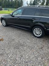 Mercedes-Benz E 220  Top gepflegt & Ehrlich - Mercedes-Benz E 220 in Leipzig