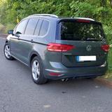 Volkswagen Touran 1.4 TSI DSG Highline, 7 Sitzer, 90.300 km - VW Touran Gebrauchtwagen in Düsseldorf