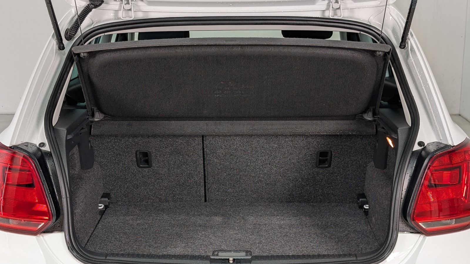 Fahrzeugabbildung Volkswagen Polo V 1.0 TSI * SHZ * LED * PDC Allstar