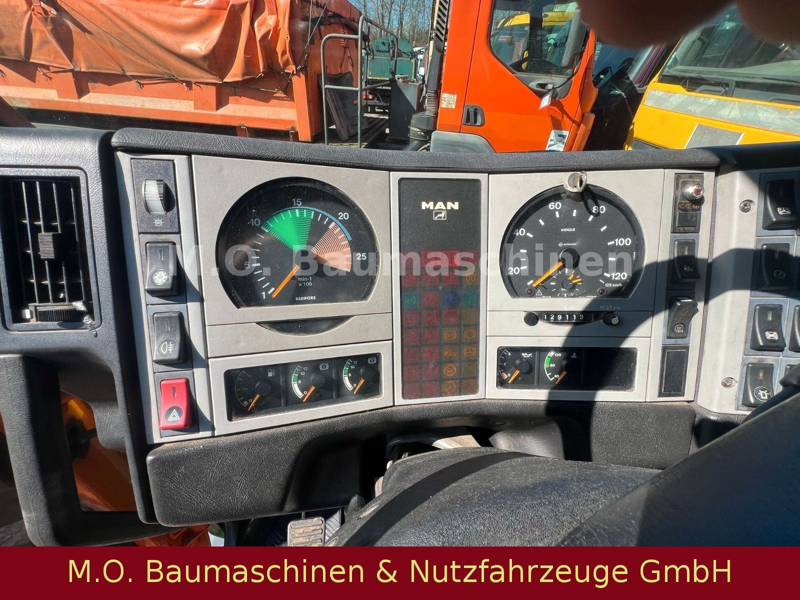 Fahrzeugabbildung MAN 26.440 /Assmann Saug & Spülwagen / 6x2 /