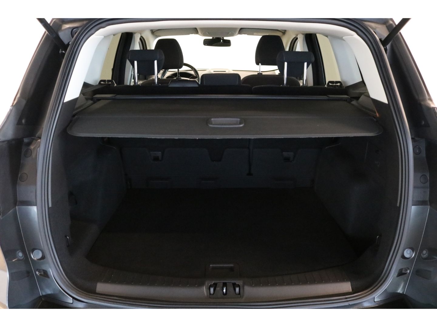 Fahrzeugabbildung Ford Kuga 1,5 Ecoboost Cool & Connect Start Stopp