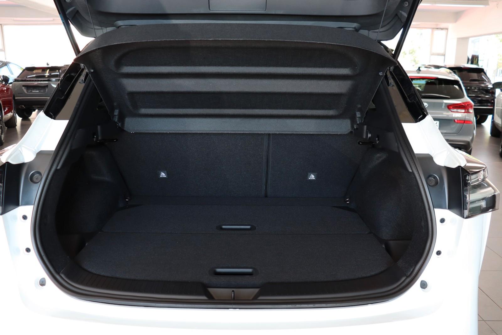 Nissan Qashqai 1.3 AT N-Connecta Navi,LED,TLeder SOFORT