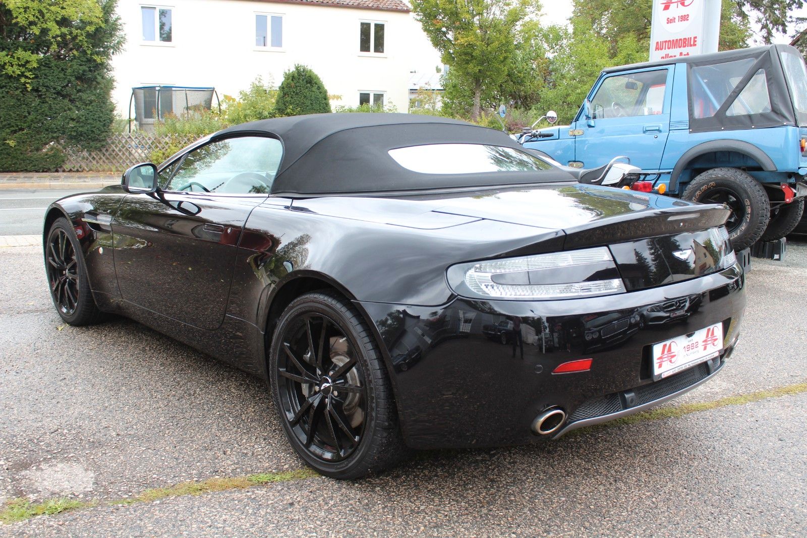 V8 Vantage Roadster 4.7l Sportshift Schön!