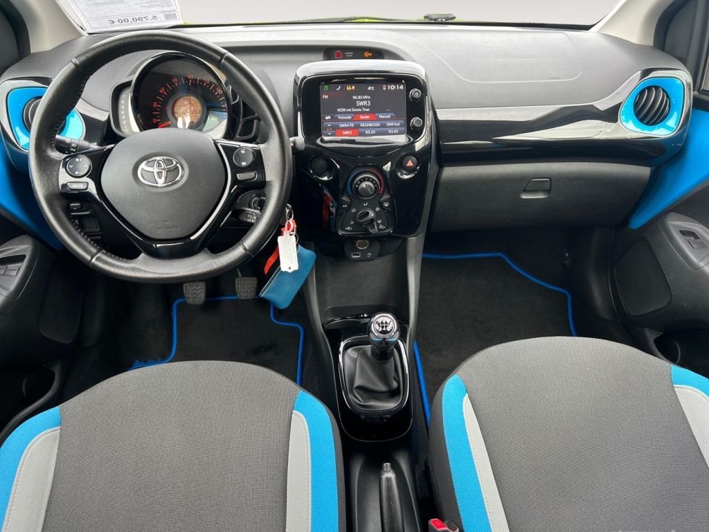 Fahrzeugabbildung Toyota Aygo x-cite