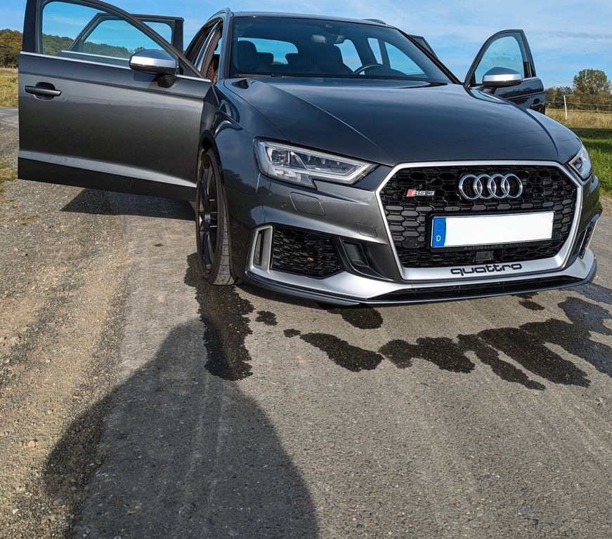 Image of Audi RS3