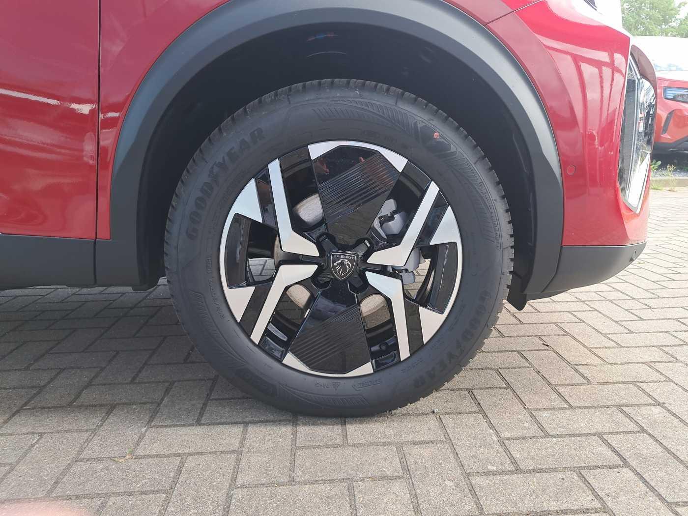 Peugeot 2008 145 PS e-DSC GT +Allwetter+Navi+360°Kamera*