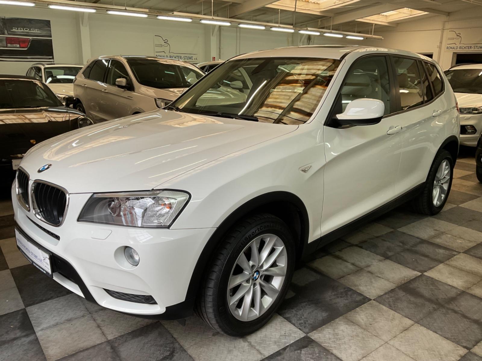 BMW X3 xDrive 20 d,Navi,AHK,Pano,6gang,1.Hand