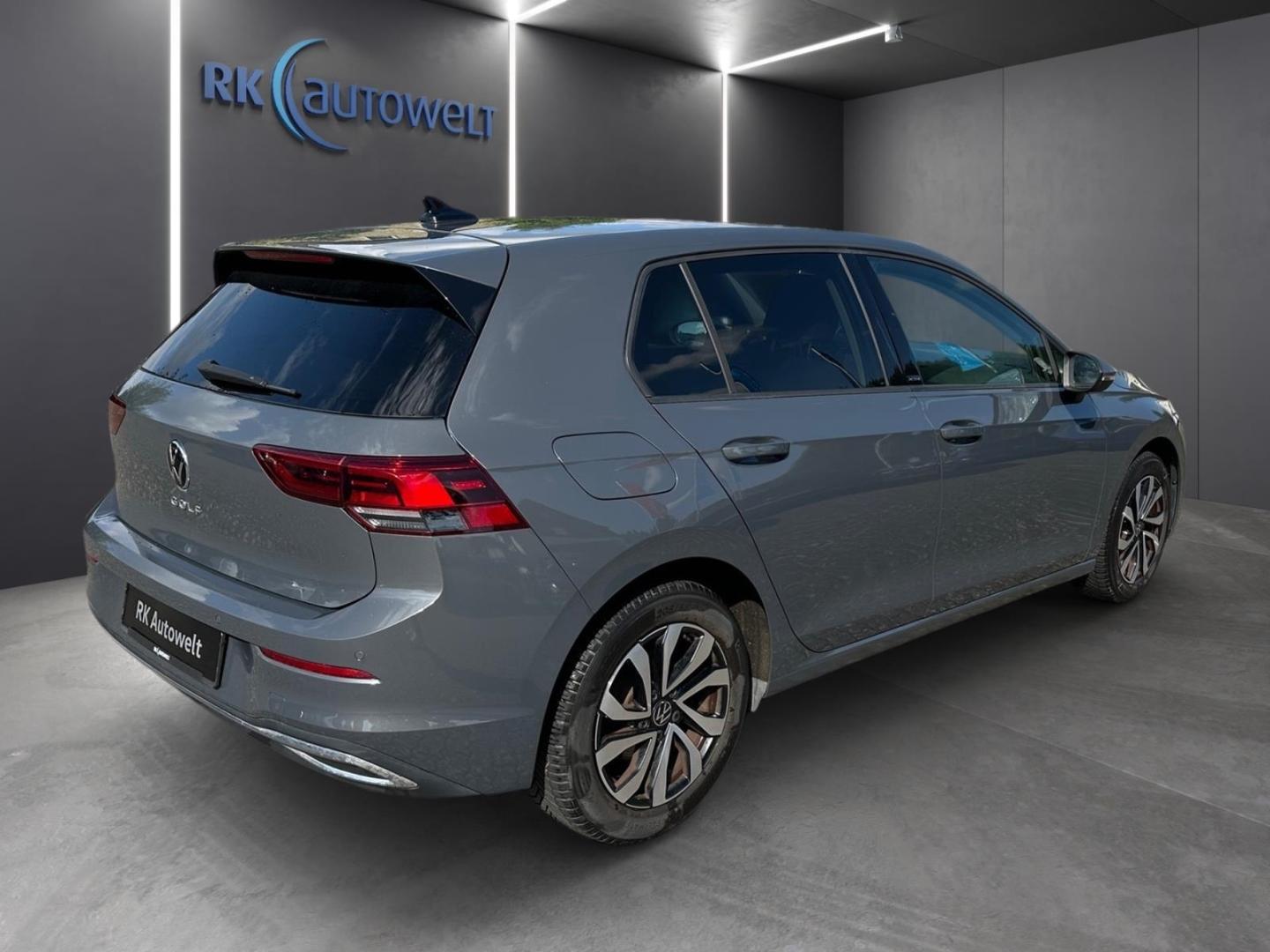 Volkswagen Golf VIII Active 1.5 TSI LED Navi ACC Climatroni, миниатюра 4