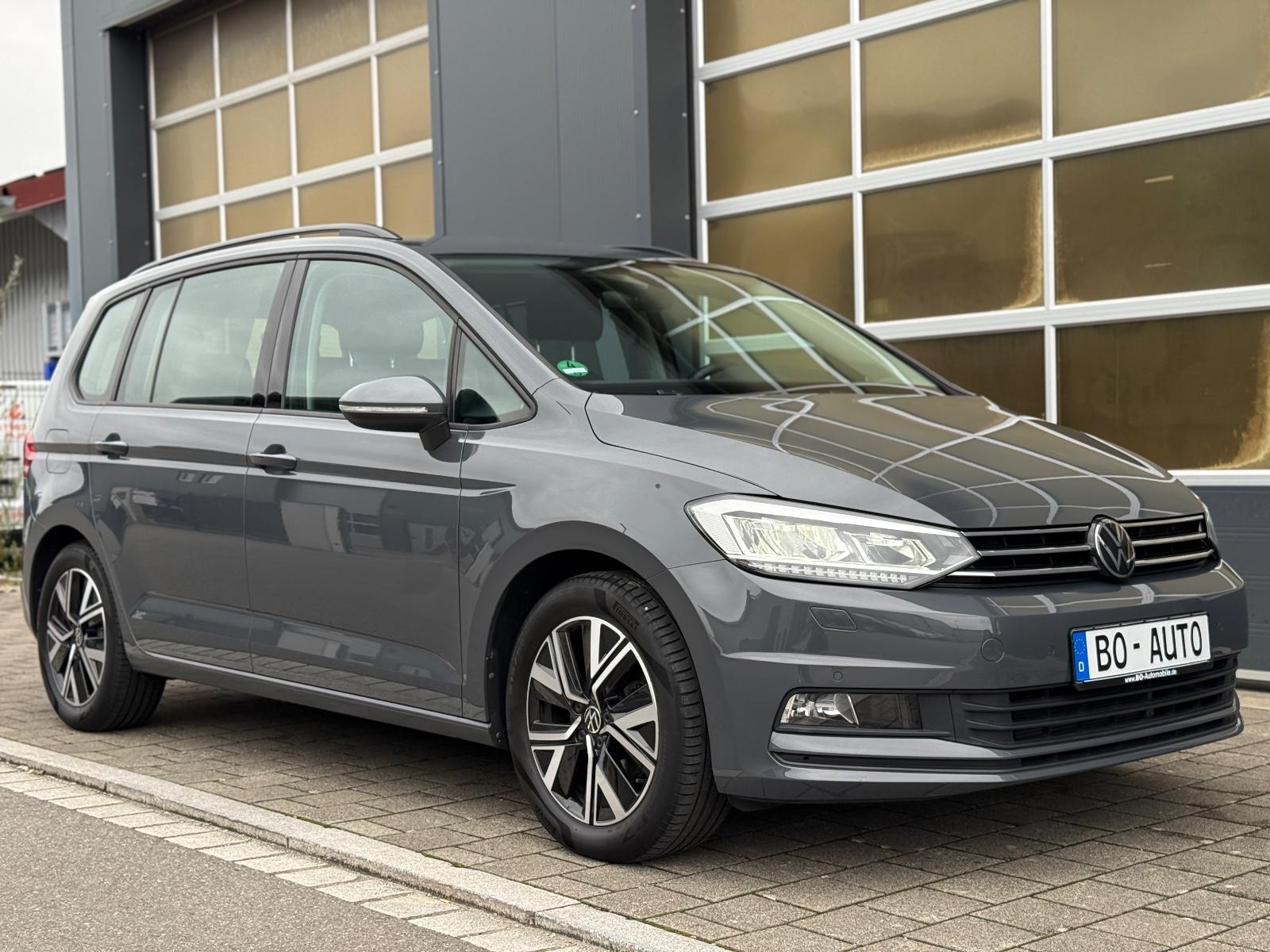 Volkswagen Touran TSI 7-Sitzer SPORT LED Navi ACC Kamera 17