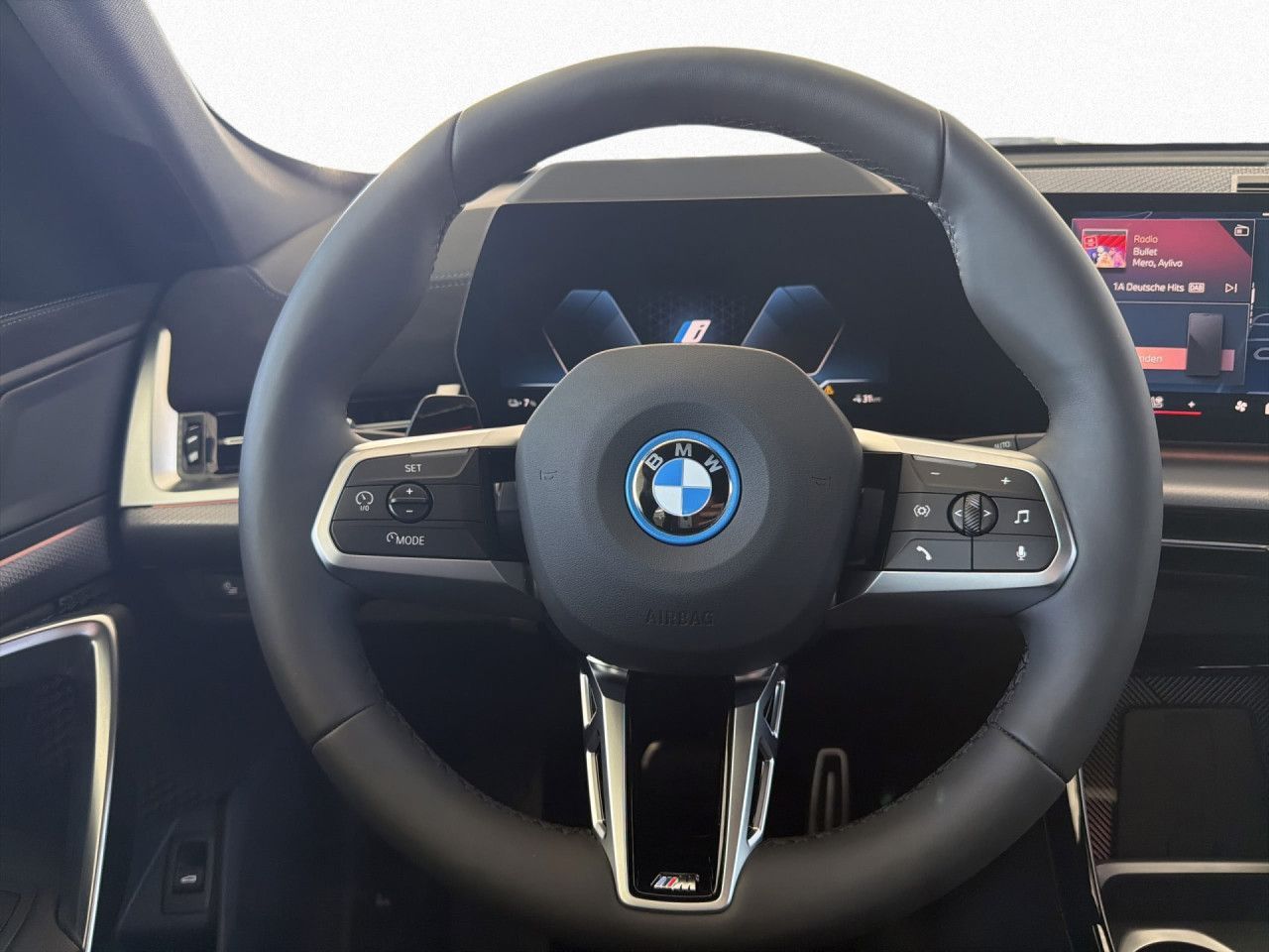 BMW iX1 - Bild 15