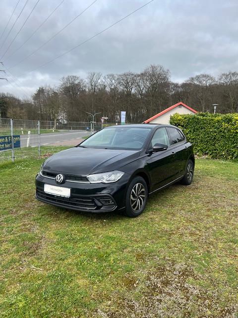 Volkswagen Polo VI Limited