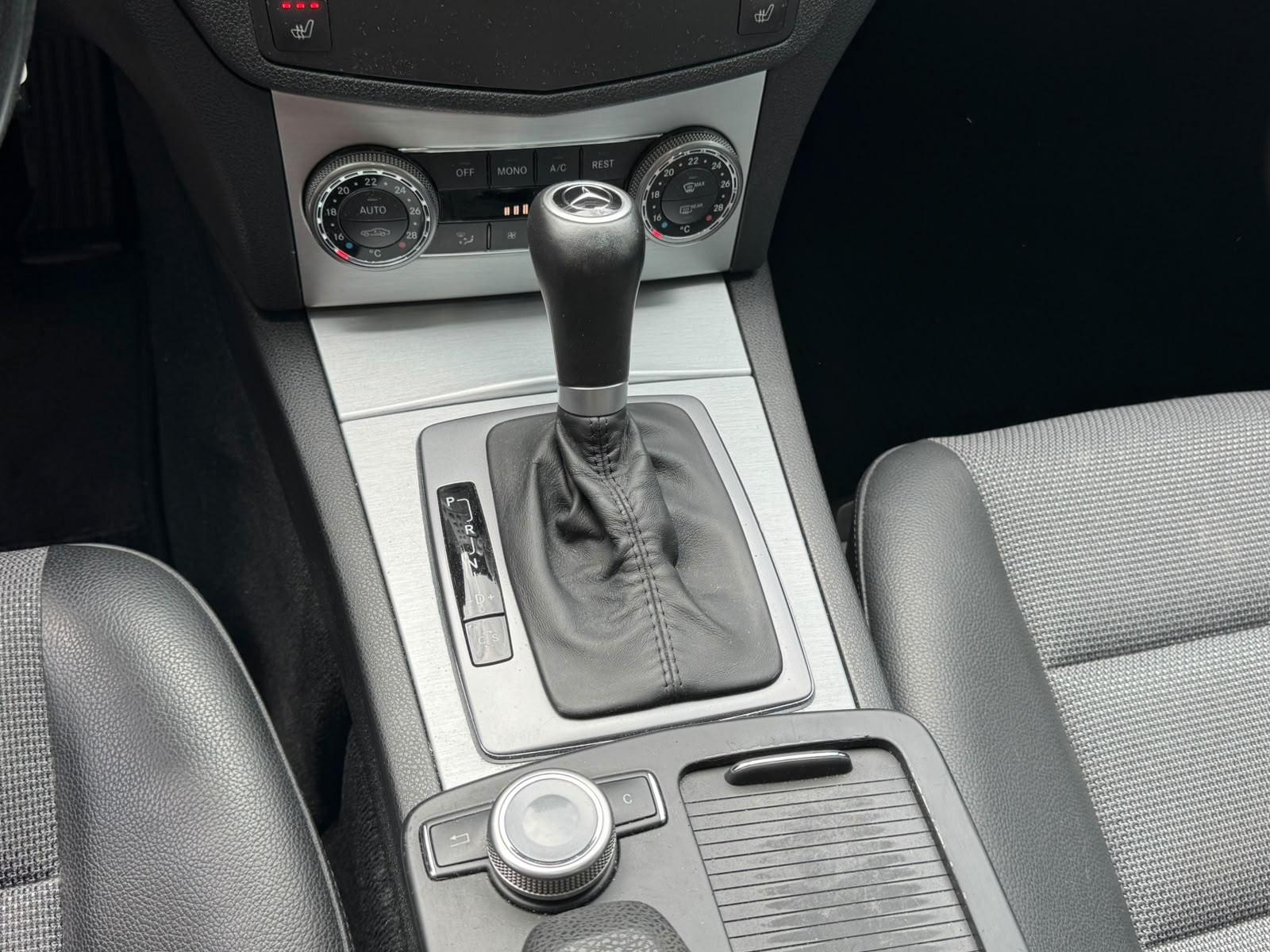 Mercedes-Benz C 280 Automatik/Leder/Navi/Xenon/19Zoll/2.Hd