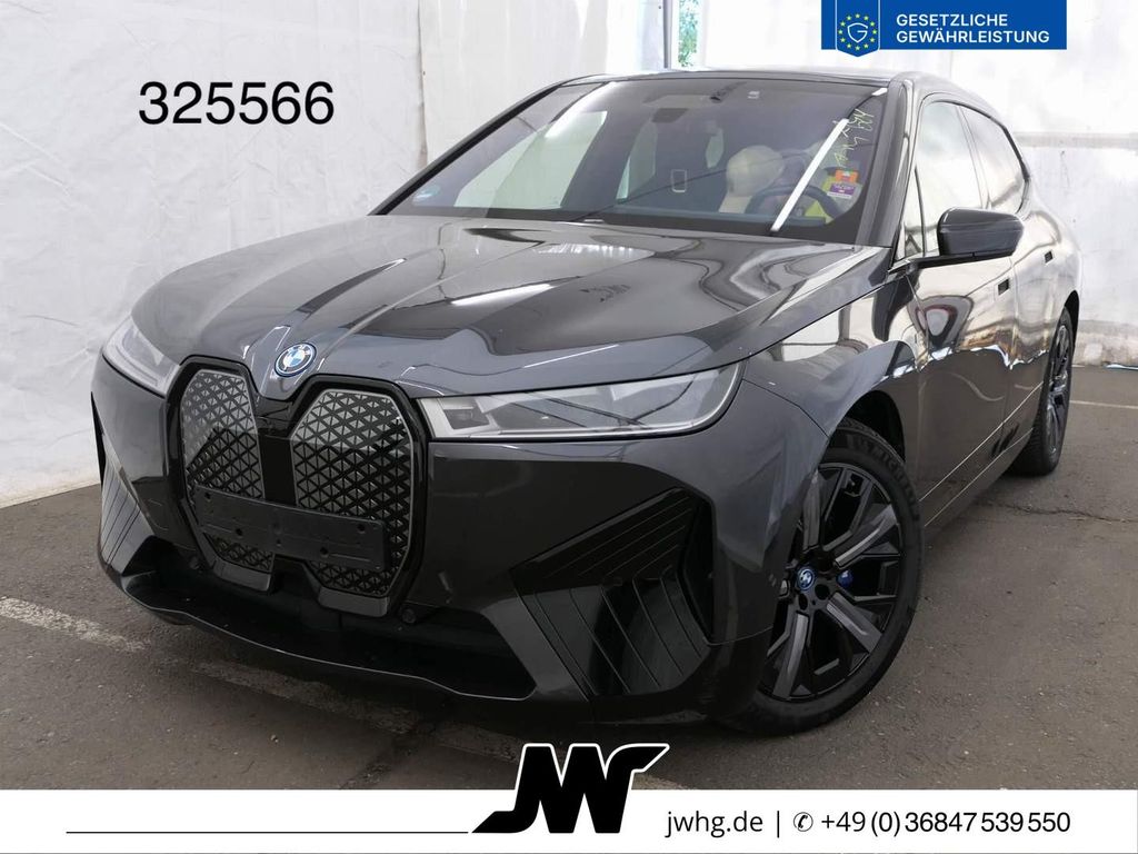 Image of BMW iX