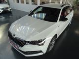 Skoda Superb Combi TDI SPORTLINE/Navi/LED/STHZ/AHK/360 - Skoda Superb: 3t