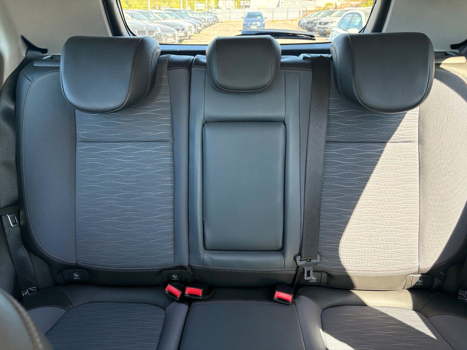 Fahrzeugabbildung Opel Mokka Innova ecoFlex 4x4 Navi Xenon Leder Kamera