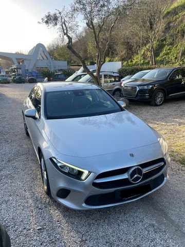 Mercedes-Benz Mercedes-benz A 180 A 180 d Automatic Premium