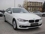 BMW 320 i Limousine Luxury+Schiebedach+LED+PDC+SHZ++ - BMW 3er Reihe: Weiß