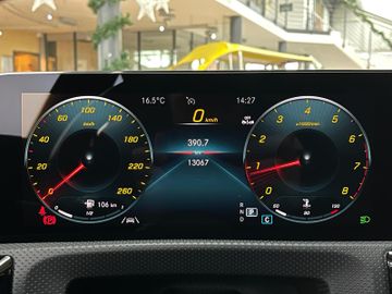 Mercedes CLA 200 - 11