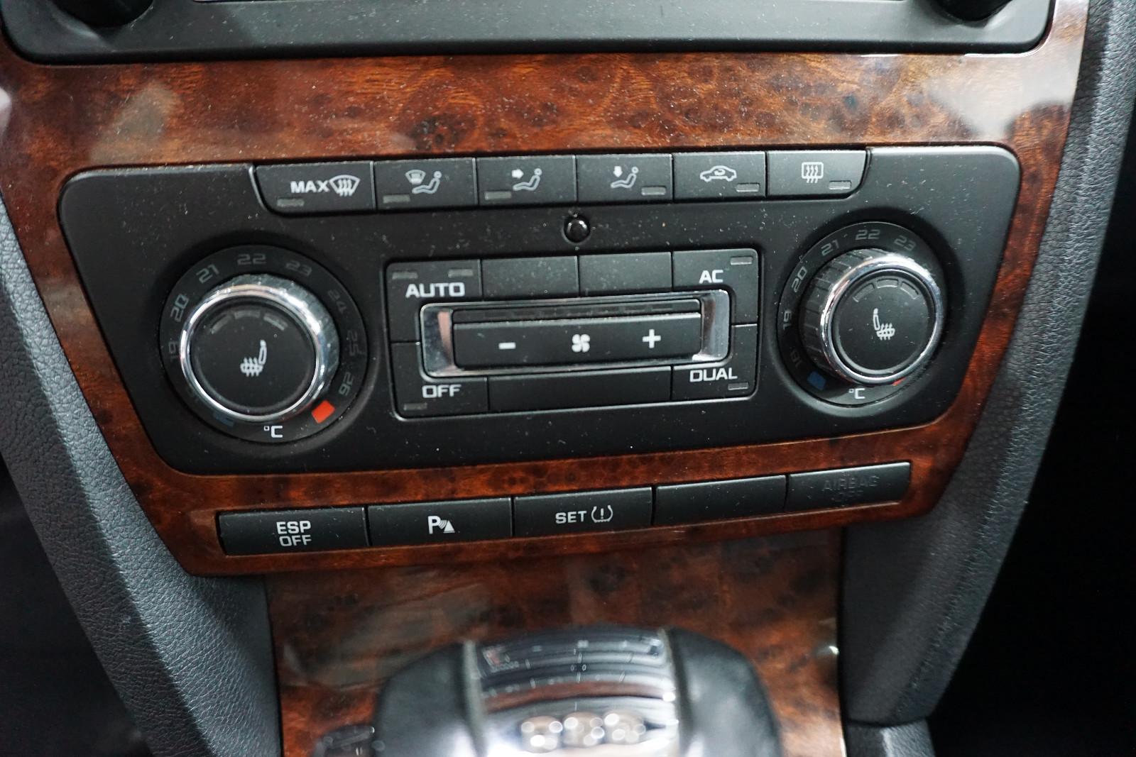 Skoda Octavia 2009 — photo 21