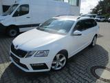 Skoda Octavia Combi RS DSG LED PDC SHZ - Skoda Octavia: Weiß, RS