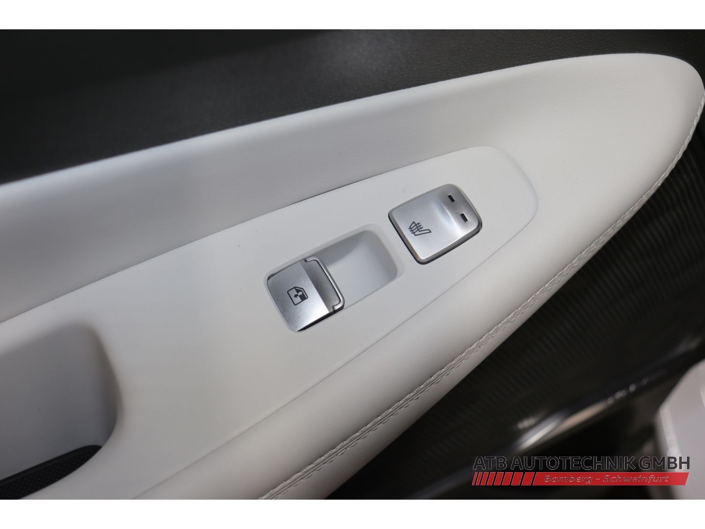 Fahrzeugabbildung Hyundai SANTA FE Signature 1.6l PHEV 4WD 97,4% SOH AHK-a