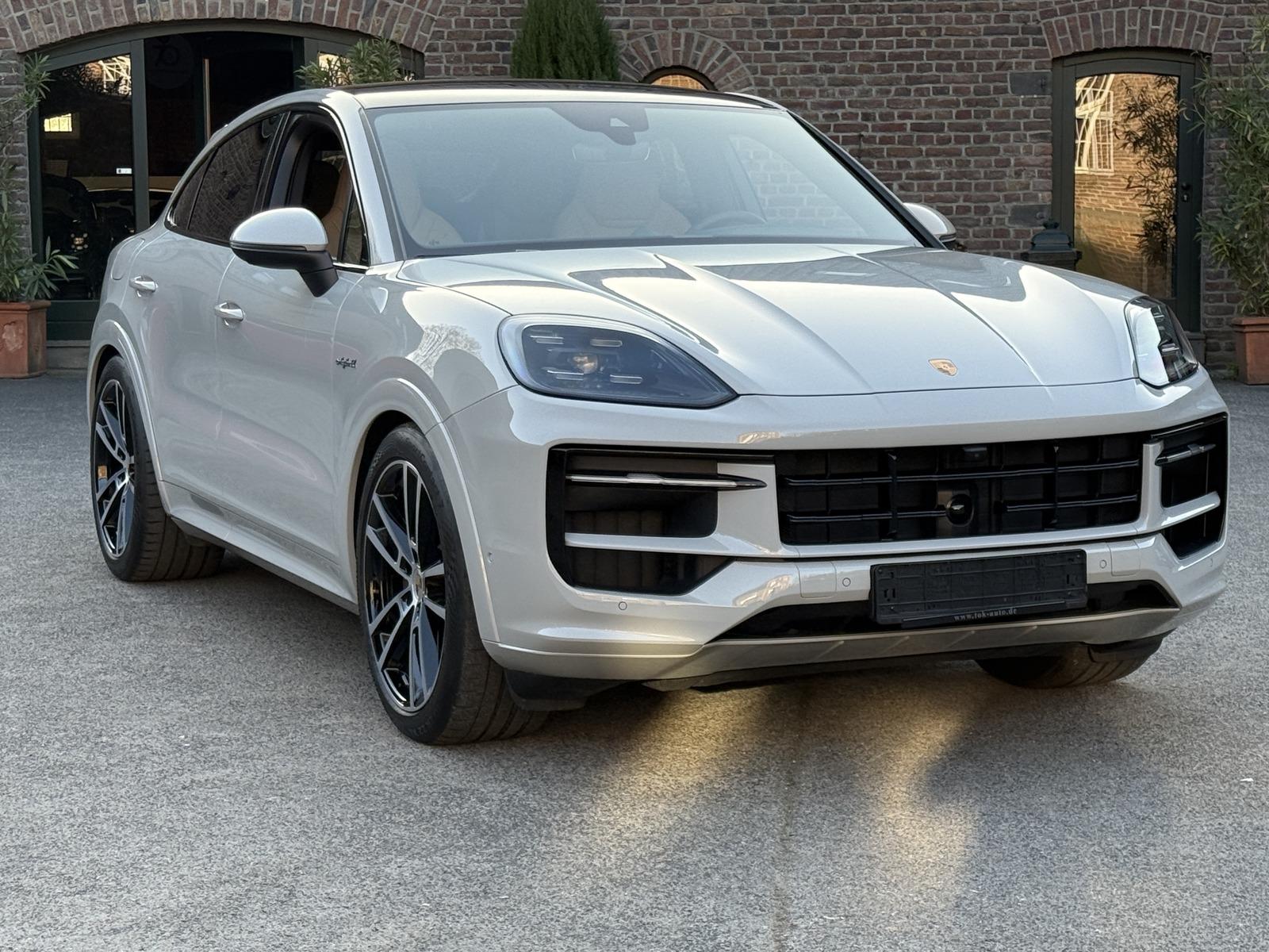 Porsche Cayenne E-Hybrid Coupe SPORTDESIGN*INNODRIVE*22