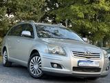 Toyota Avensis Kombi 2.0 D-4D Sol*Klimaautomat*TÜV*PDC* - Toyota Avensis aus 2007 mit Diesel-Antrieb