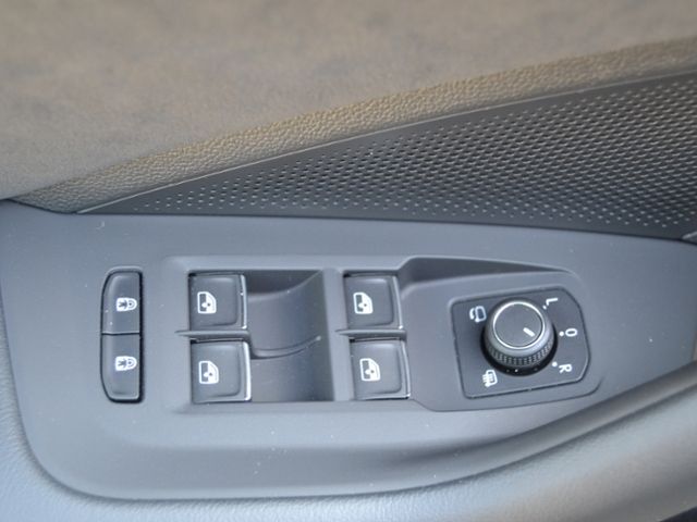 Passat Variant 2.0 TDI 4Motion DSG R-Line BLACK-