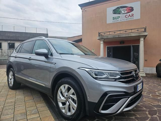 Другие VOLKSWAGEN Tiguan Allspace 2.0 TDI SCR DSG Elega