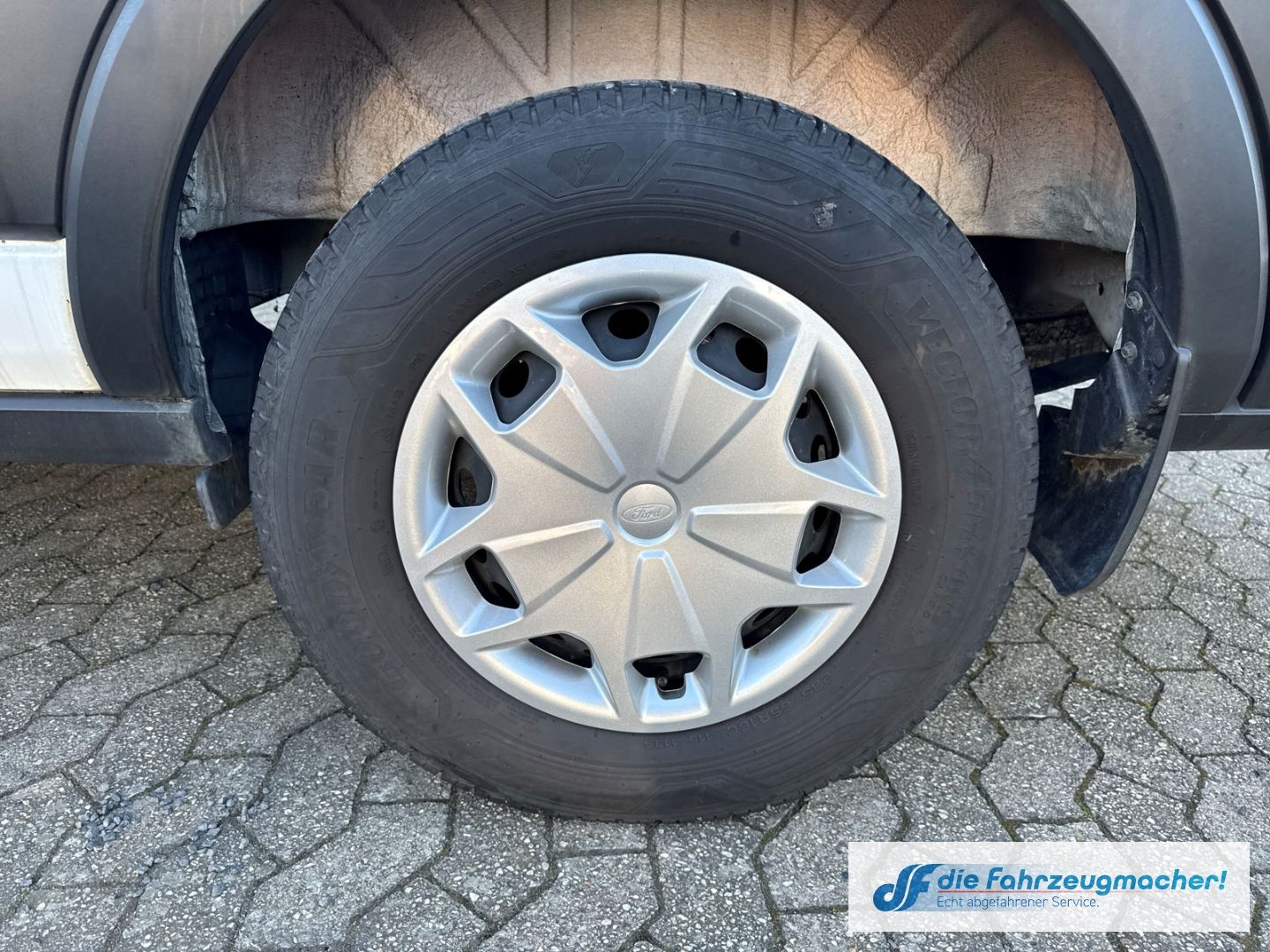 Fahrzeugabbildung Ford Transit Kasten 350 H3L3 Trend Kamera, Werkstatt