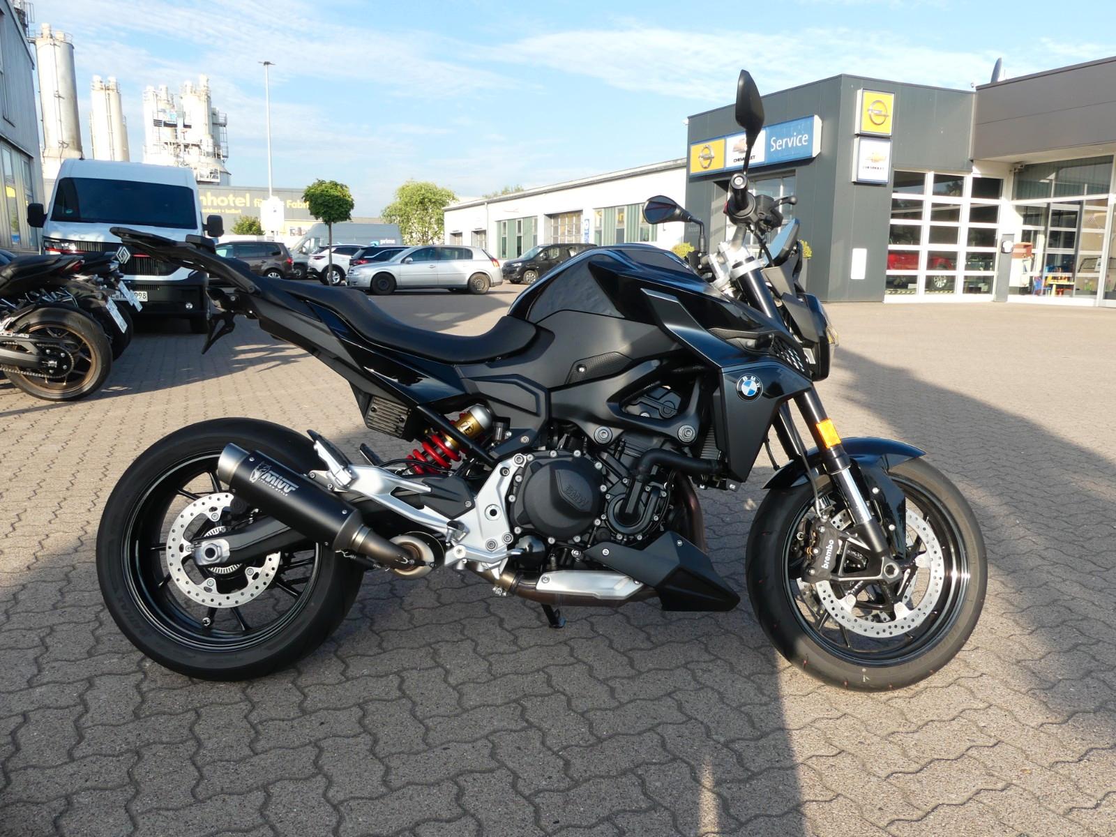 BMW F900R Triple Black , incl. Anlieferung