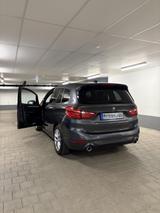BMW 220 Gran Tourer 220i | 178 PS | BMW Garantie - BMW 220 Gran Tourer aus 2022