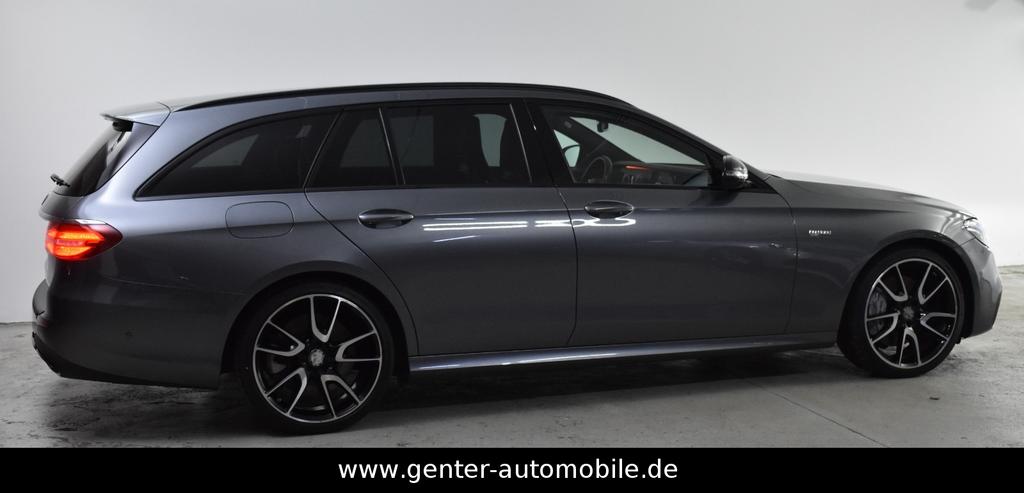 Mercedes-Benz E 43 AMG