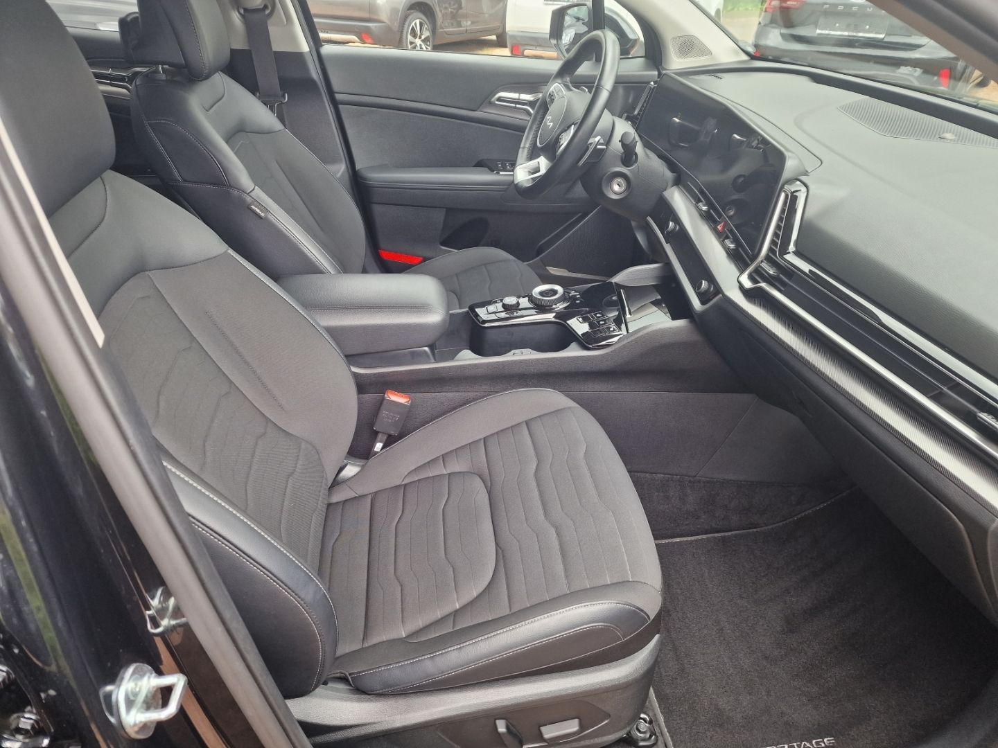 Fahrzeugabbildung Kia Sportage Vision 4WD Navi Digitales Cockpit LED A