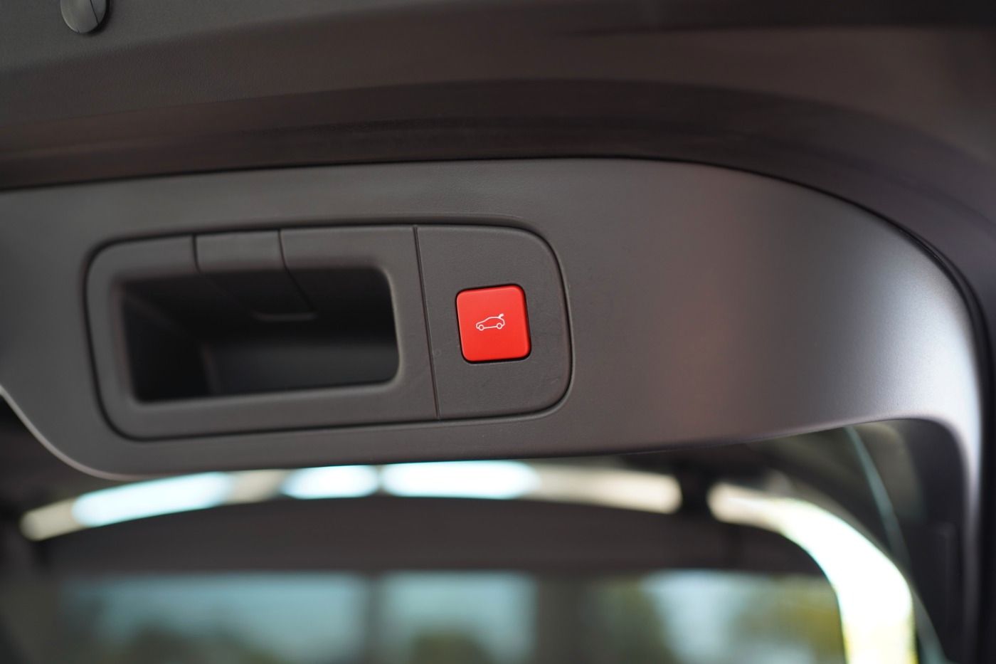 Fahrzeugabbildung Citroën C5 X PureTech 180 EAT8 Shine Pack Automatik Navi