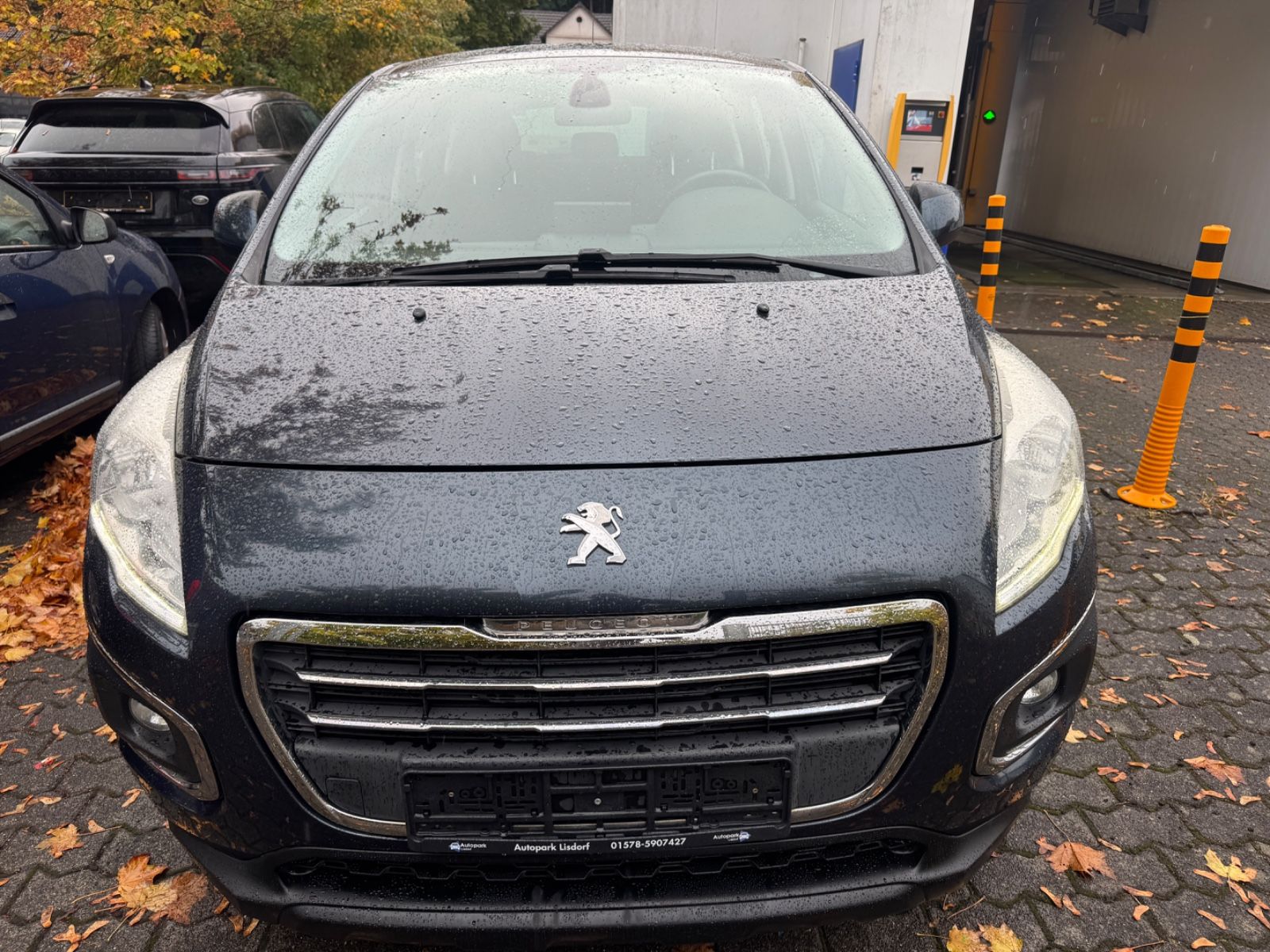 Fahrzeugabbildung Peugeot 3008 Active Navi